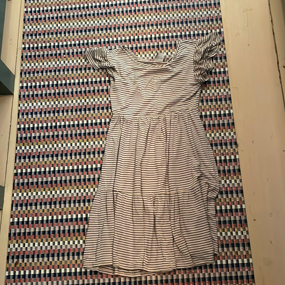 Olivia Sage black and white striped dress size XS (model 5’6”)